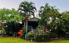 Aaok Lakes Resort And Caravan Park